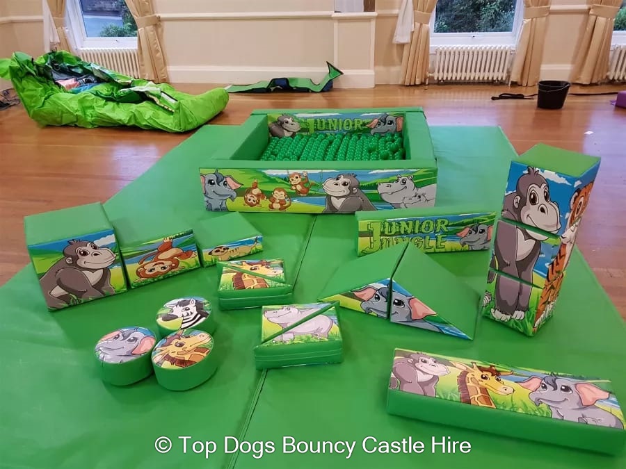 Jungle Softplay Package 1 Bouncy Castle & Party supplies & softplay
